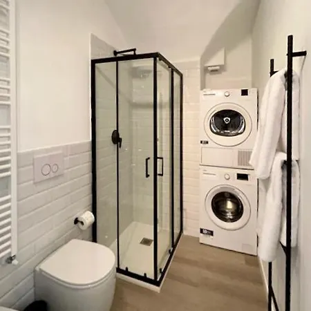 Vanchiglia Design Hideaway. Un'oasi Di Tranquillita E Stile Nel Cuore Di *